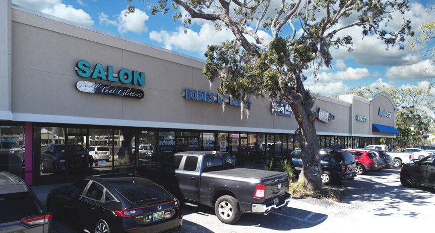 More Photos Of 33100-33160 U.S. 19 Hwy N, Palm Harbor Storefront For Sale