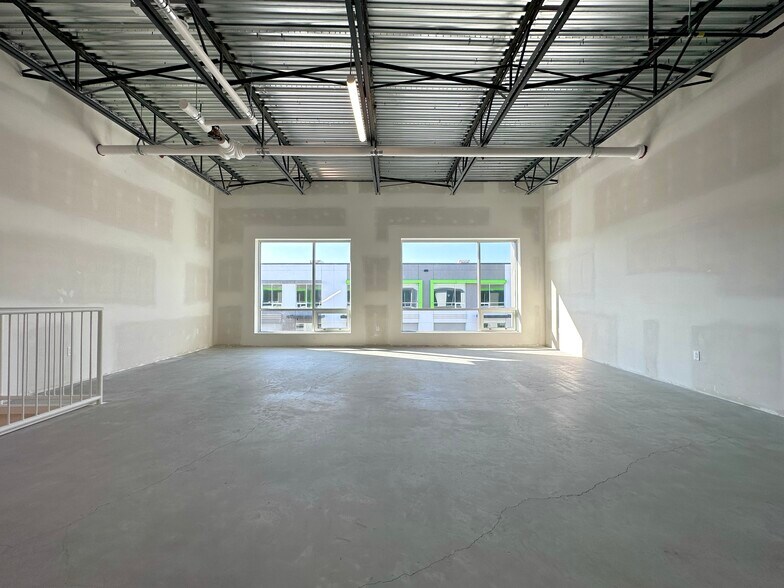 More Photos Of 951 E Kent Av N, Vancouver Warehouse For Sale