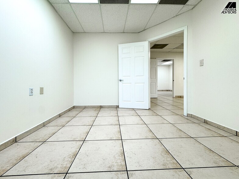 More Photos Of 5745-5759 NW 151st St, Miami Lakes Light Distribution For Lease