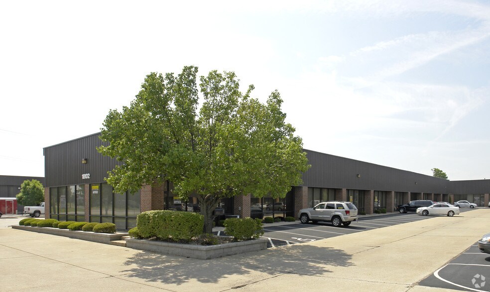 More Photos Of 18102 Chesterfield Airport Rd, Chesterfield Unknown For Lease