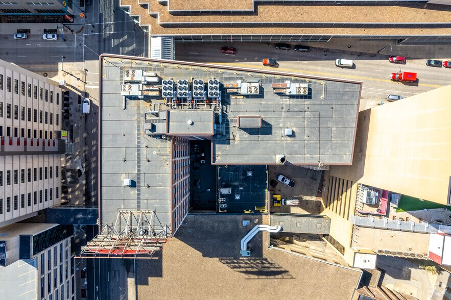 More Photos Of 501-505 5th Ave, Des Moines Office For Lease