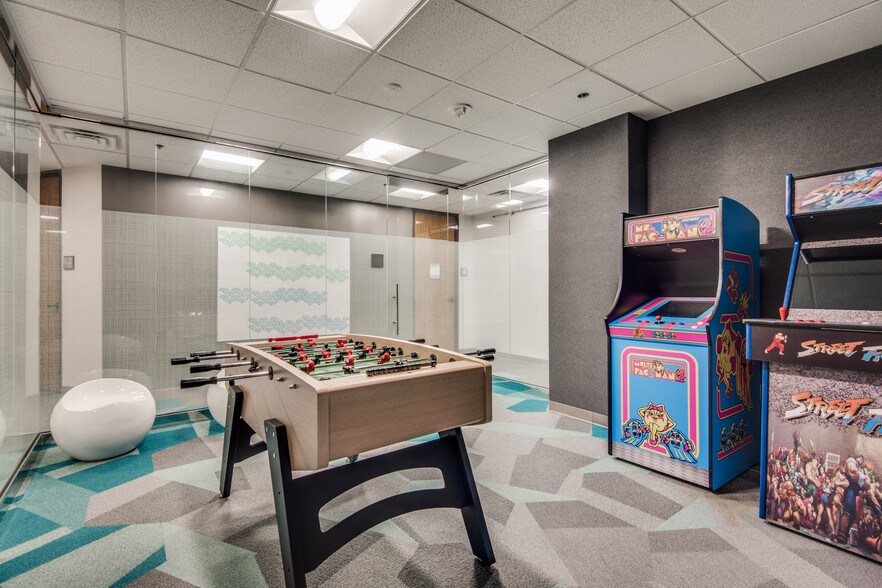 More Photos Of 4101 McEwen Rd, Dallas Office For Lease