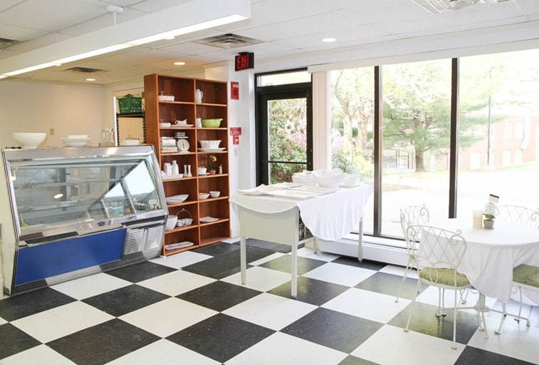 More Photos Of 1356 Washington St, Bath Storefront Retail Office For Lease