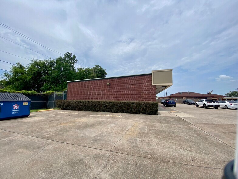 More Photos Of 2745-2765 Washington Blvd, Beaumont Unknown For Lease