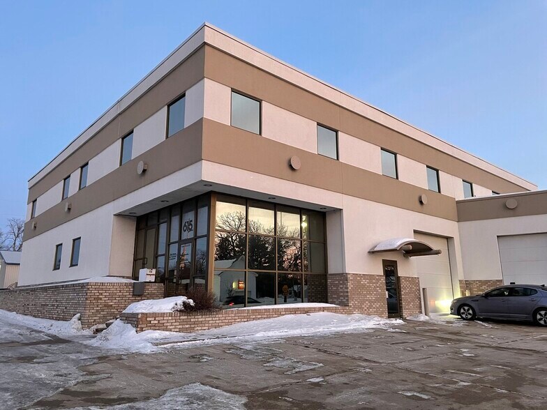 Primary Photo Of 615 Nokomis St, Alexandria Office For Lease