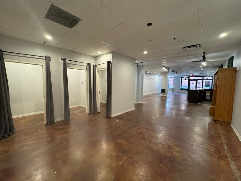 More Photos Of 43-59 George St, Charleston Dormitory For Lease