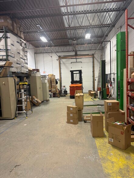 More Photos Of 1545 Ocean Ave, Bohemia Warehouse For Lease