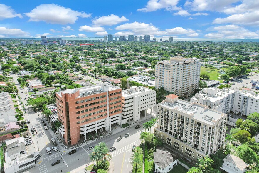 More Photos Of 2645 SW 37th Ave, Miami Medical For Sale