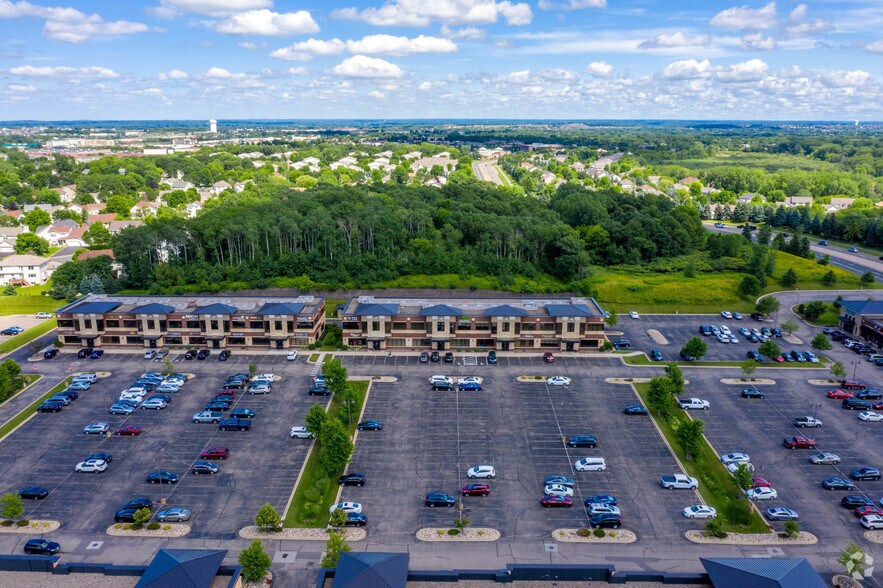 More Photos Of 731 Bielenberg Dr, Woodbury Office For Sale