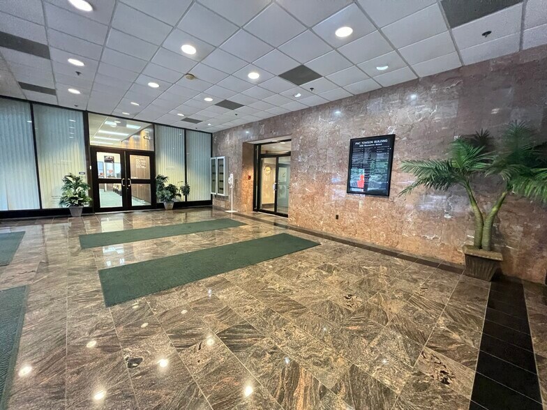 More Photos Of 409 Washington Ave, Towson Office For Lease