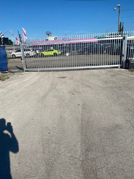 More Photos Of 300 NW 79th St, Miami Land For Sale