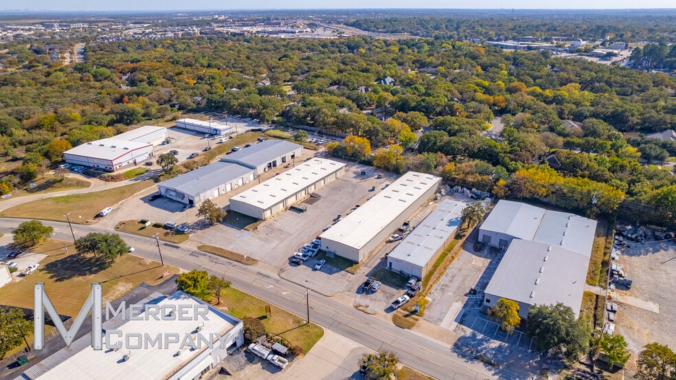 Primary Photo Of 1026 Shady Oaks Dr, Denton Unknown For Lease