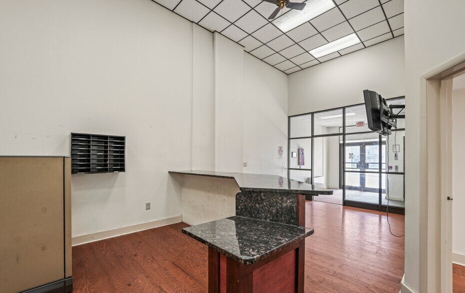 More Photos Of 216 & 218 Rigsbee Ave, Durham Office For Sale