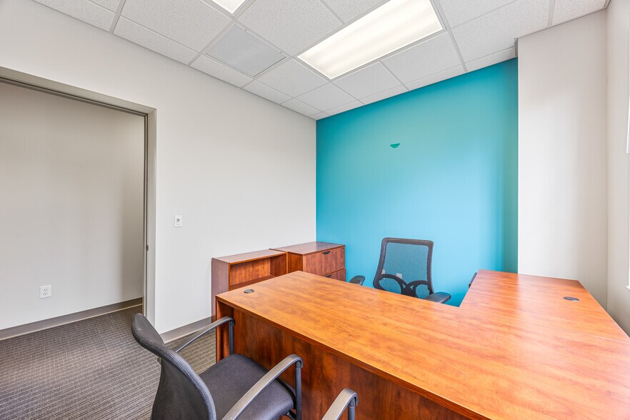 More Photos Of 5500 Murrell Rd, Melbourne Office For Lease