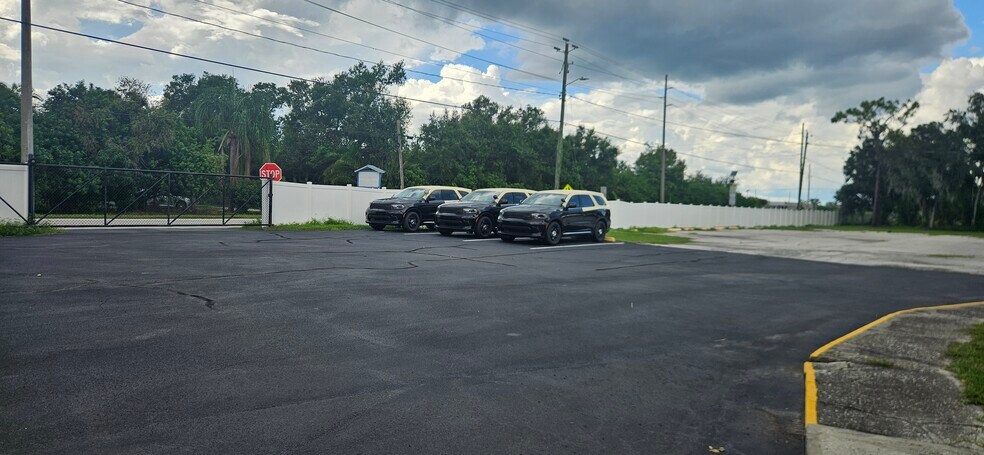 More Photos Of 126 21st St SE, Ruskin Land For Lease