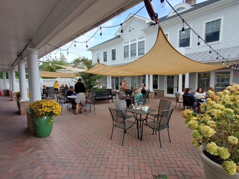 More Photos Of 2003-2005 Rt-71, Spring Lake General Retail For Sale