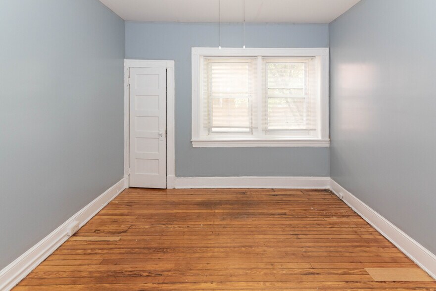 More Photos Of 3210-3212 Walbrook Ave, Baltimore Apartments For Sale