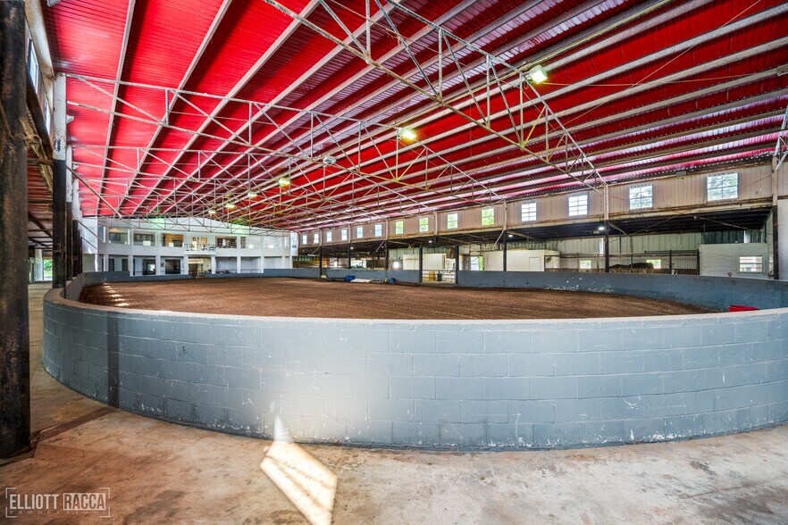 More Photos Of 1785 Old River Rd, Natchitoches Light Manufacturing For Sale