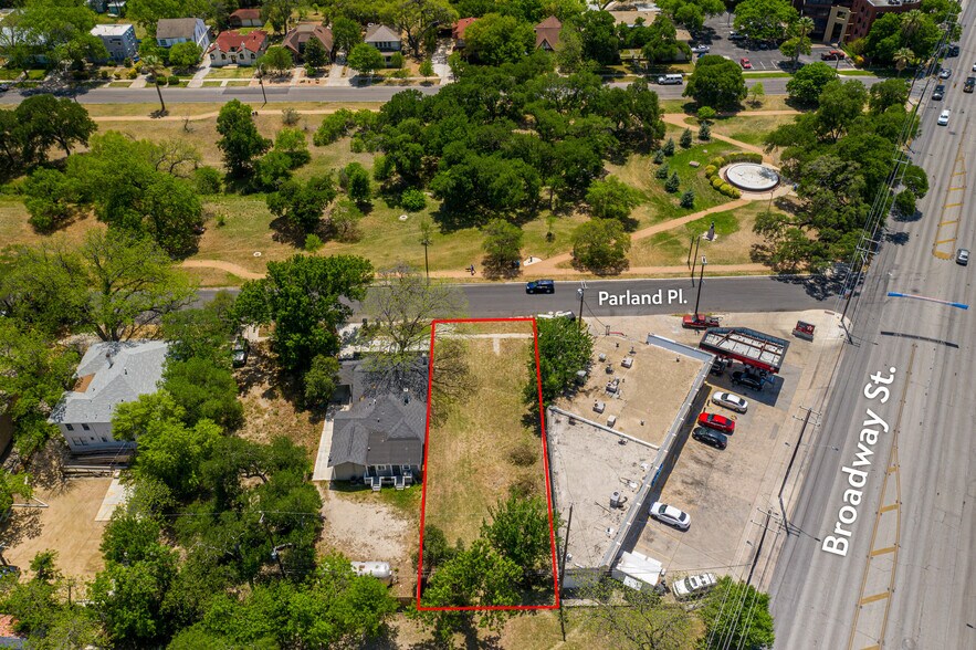 More Photos Of 3522 Broadway, San Antonio Land For Sale