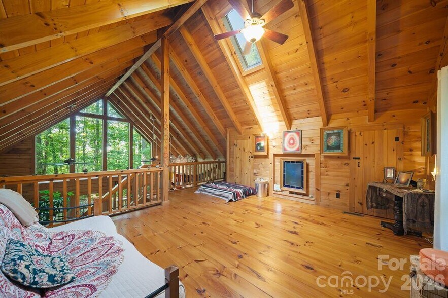 More Photos Of 504 Mountain View School Rd, Robbinsville Hotel For Sale