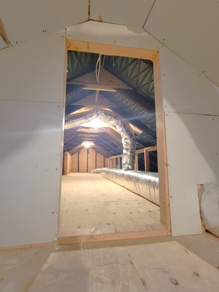 More Photos Of 20 Newton Ave, Sussex Office Residential For Sale