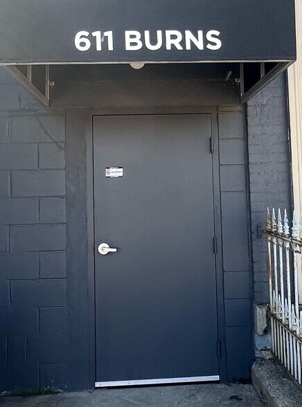 Primary Photo Of 605 Burns St, Cincinnati Office For Lease