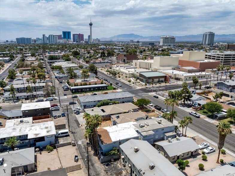 More Photos Of 319 S 10th St, Las Vegas Apartments For Sale