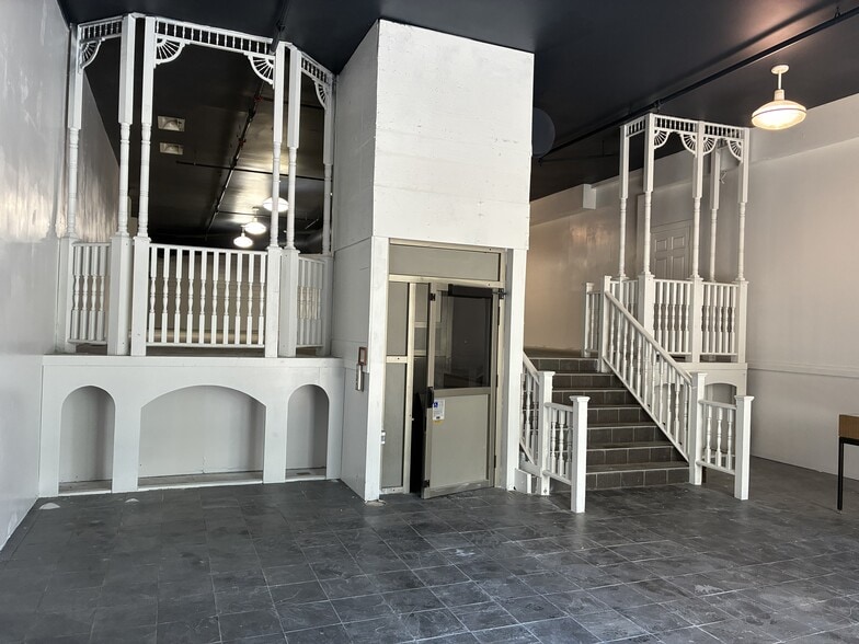 More Photos Of 2315 Harborside Dr, Galveston General Retail For Lease
