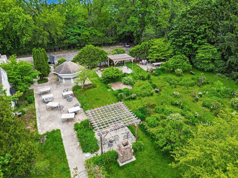 More Photos Of 24460 Adams Rd, South Bend Restaurant For Sale