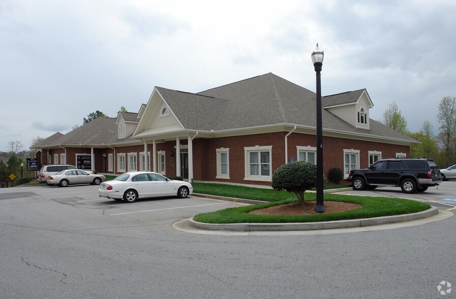 Primary Photo Of 1400 Buford Hwy, Buford Coworking Space