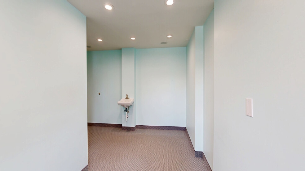 Primary Photo Of 3801 W 50th St, Minneapolis Medical For Lease