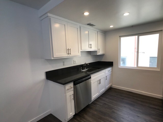 More Photos Of 601 N Normandie Ave, Los Angeles Apartments For Sale