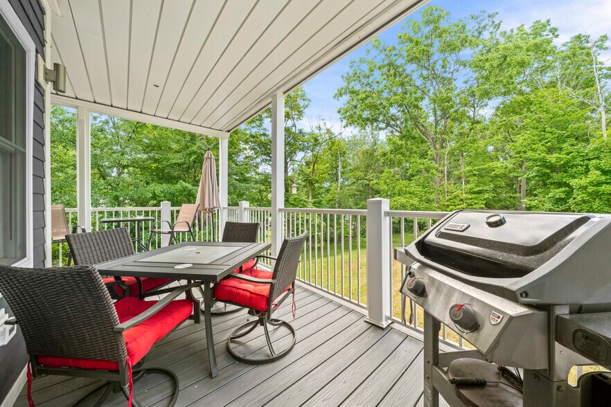 More Photos Of 812 Broad St, Milford Apartments For Sale