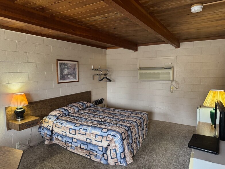 More Photos Of , McCook Unknown For Sale