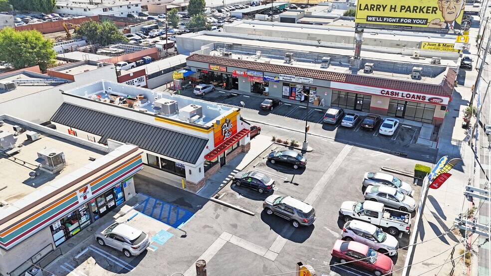 More Photos Of 6740 Reseda Blvd, Reseda Unknown For Lease