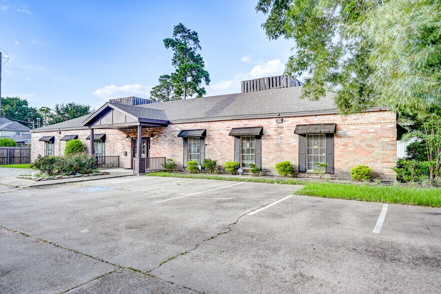 More Photos Of 14741 Pebble Bend Dr, Houston Loft Creative Space For Lease