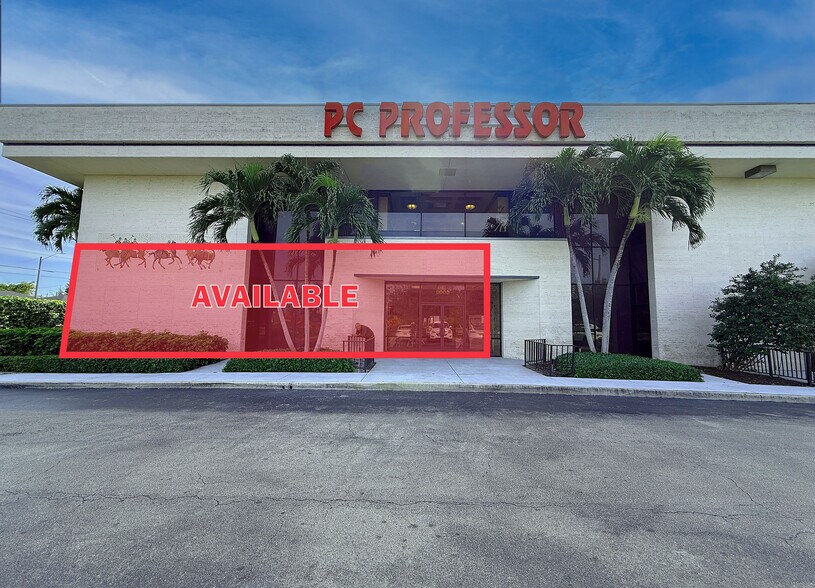 More Photos Of 6000 W Okeechobee Blvd, West Palm Beach General Retail For Lease