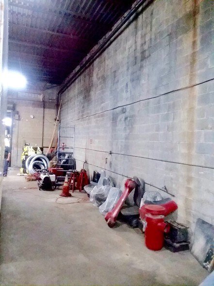 More Photos Of 1366-1368 Ralph Ave, Brooklyn Warehouse For Lease