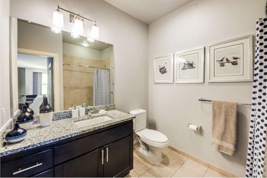 More Photos Of 1 Village Grn, Patchogue Apartments For Lease