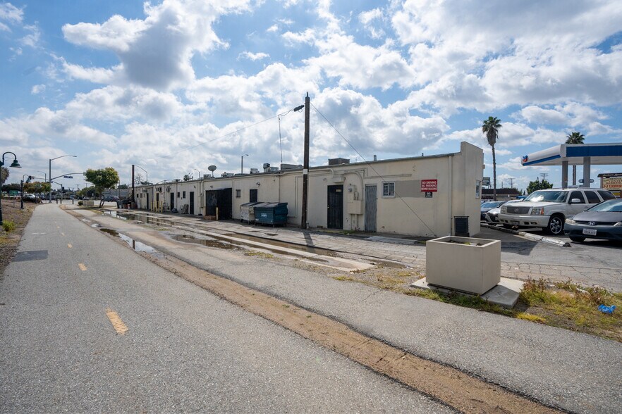 More Photos Of 9421-9435 Alondra Blvd, Bellflower General Retail For Sale