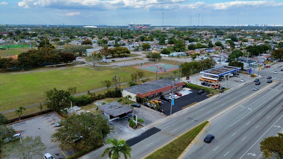 More Photos Of 3251-3255 NW 183rd St, Opa-locka Storefront For Sale