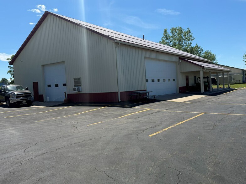 More Photos Of 6360 Dean Pky, Ontario Distribution For Sale