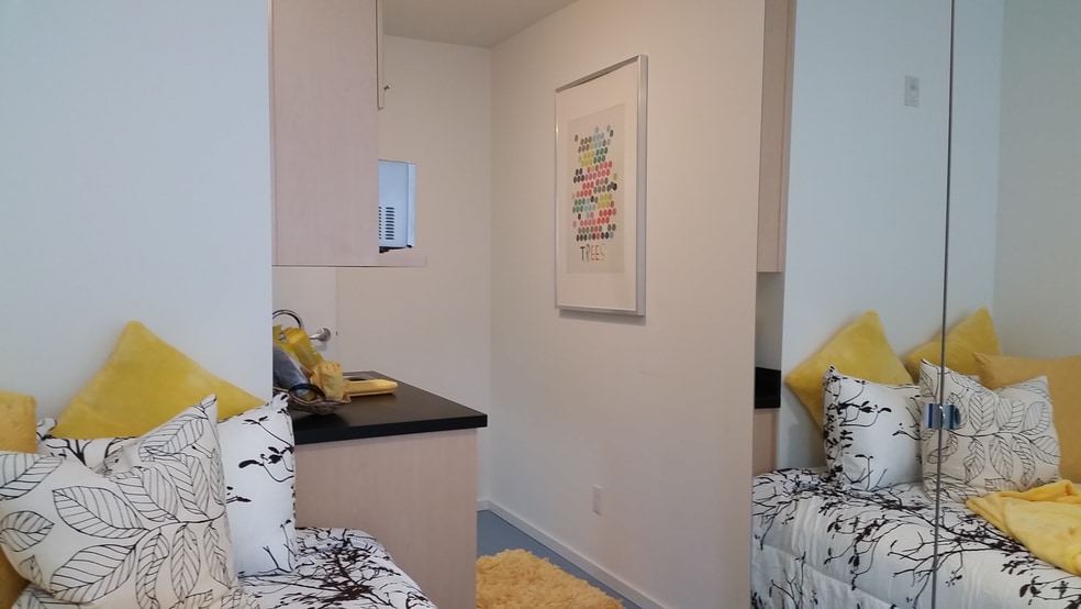 More Photos Of 2418 NW 58th St, Seattle Apartments For Sale