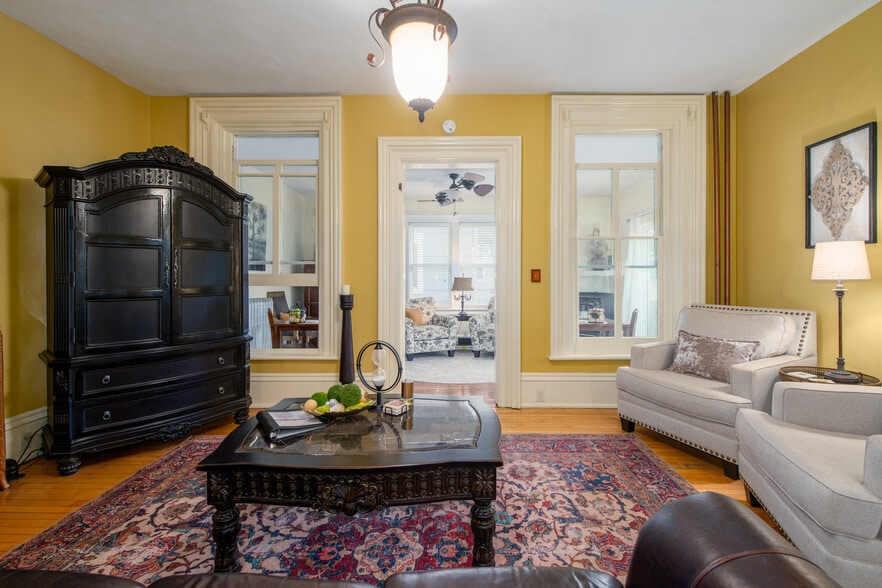 More Photos Of 143 Church Ave, Oshkosh Hospitality For Sale