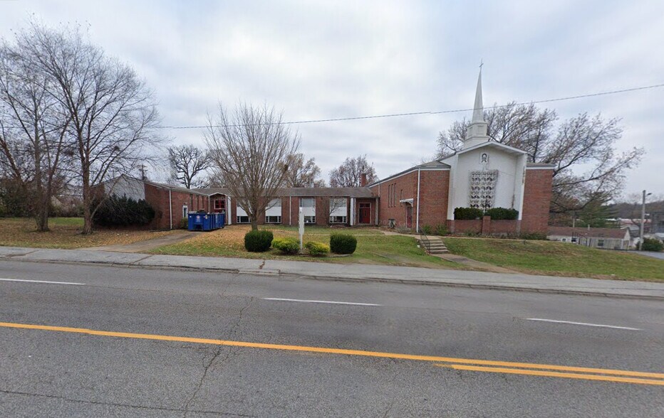 More Photos Of 1570 Chambers Rd, Dellwood Religious Facility For Lease