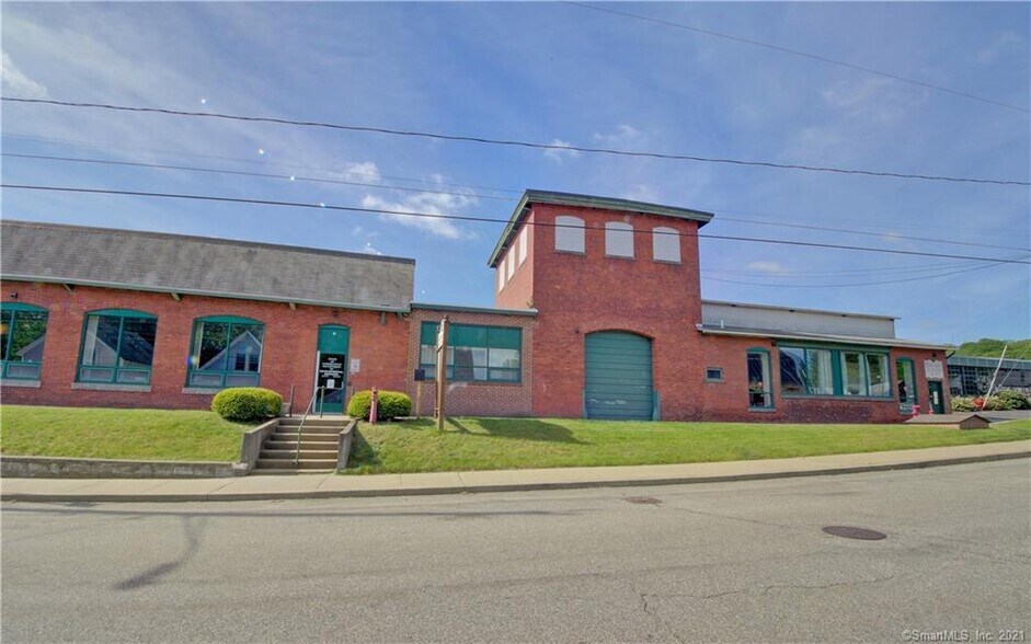 More Photos Of 90 S Park St, Willimantic Warehouse For Lease