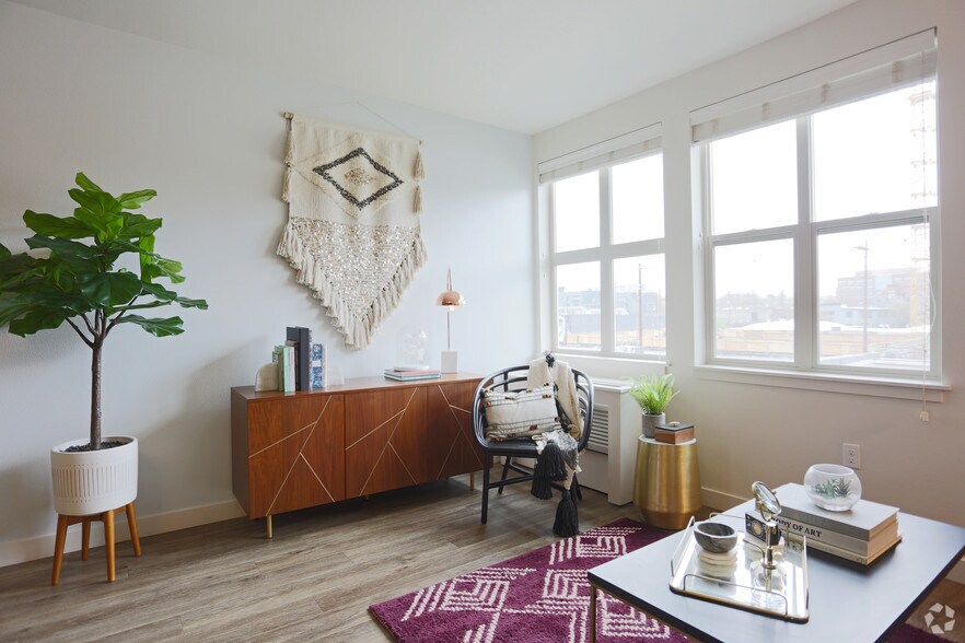 More Photos Of 1650 NW 23rd Ave, Portland Apartments For Lease