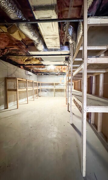 More Photos Of 25 Popes Ln, Danvers Flex For Sale