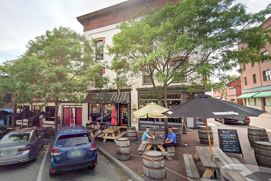 Primary Photo Of 36 Main St, Winooski Storefront Retail Residential For Lease