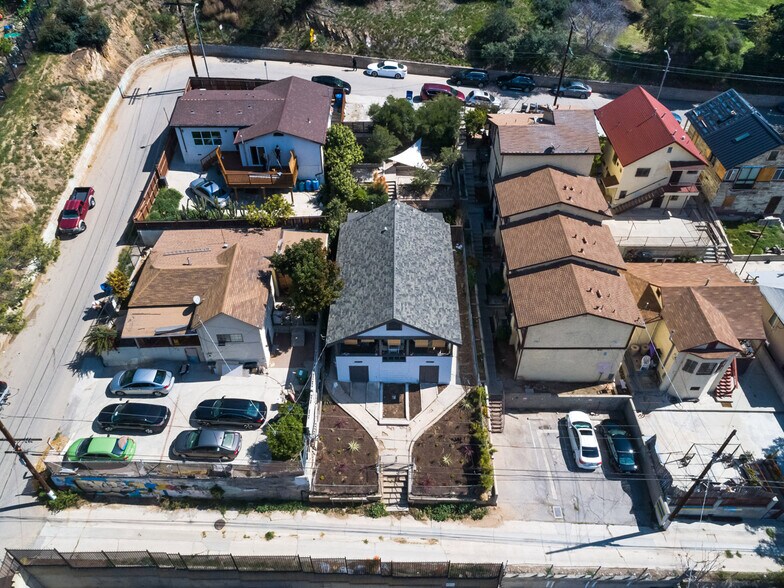 More Photos Of 534 Casanova St, Los Angeles Apartments For Sale